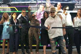 Trenitalia partner ufficiale di X Factor, un treno Regionale dedicato allo show