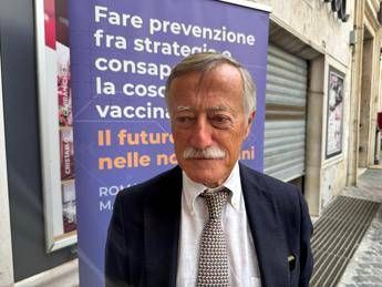 Vaccini: Andreoni, ‘assurdo morire per meningite quando si può prevenire’