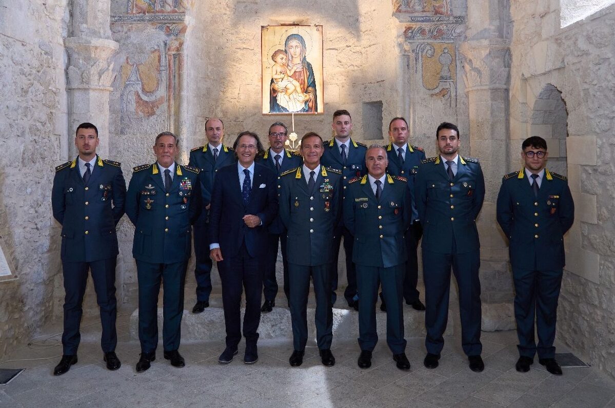 Guardia di Finanza, il Generale di Divisione Roberto Manna in visita alla Tenenza di Mussomeli