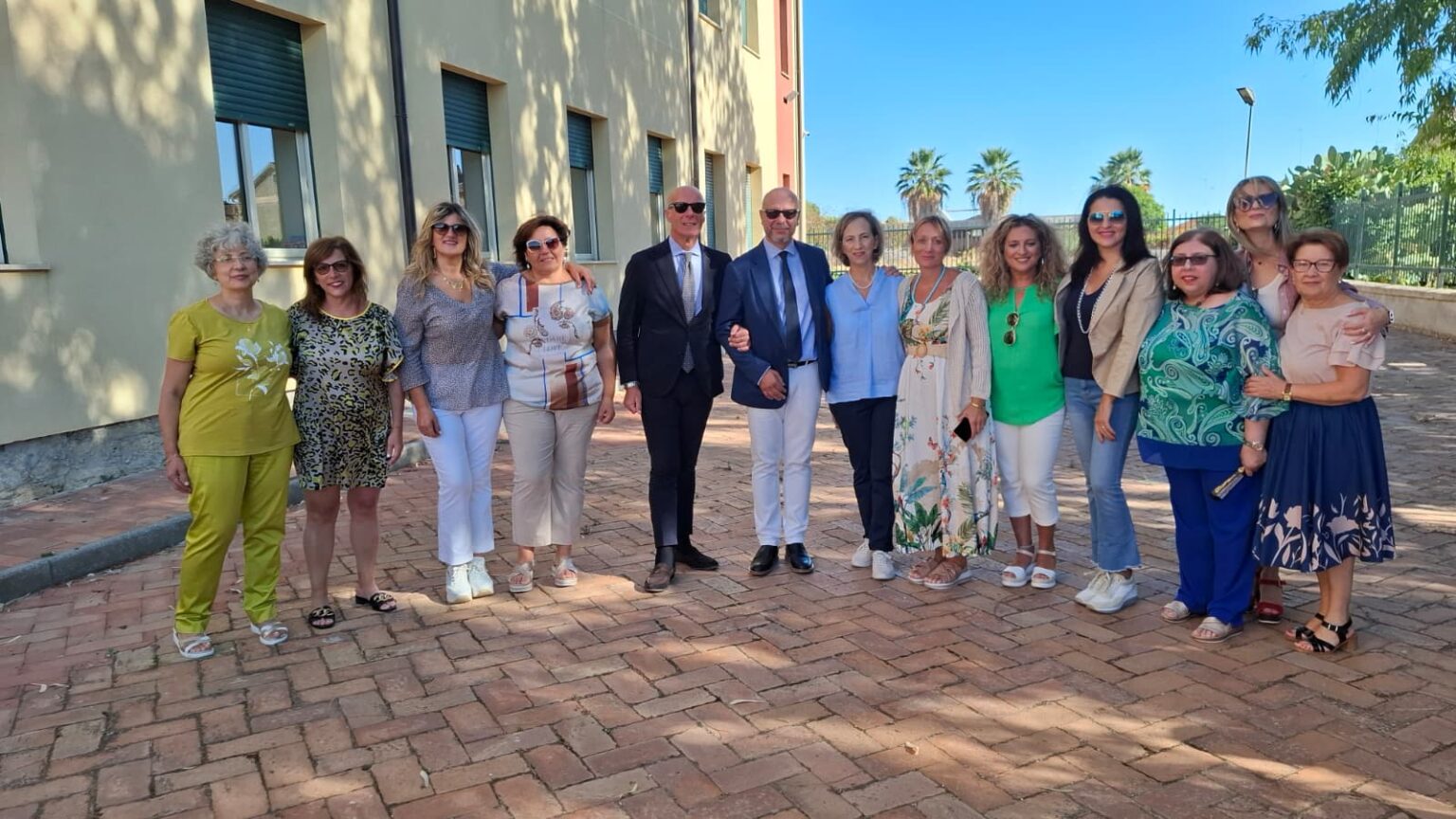 Caltanissetta. Ricomincia l’anno scolastico per gli studenti delle scuole nissene, il Sindaco Tesauro: “Studiate e diventerete uomini e donne di valore”