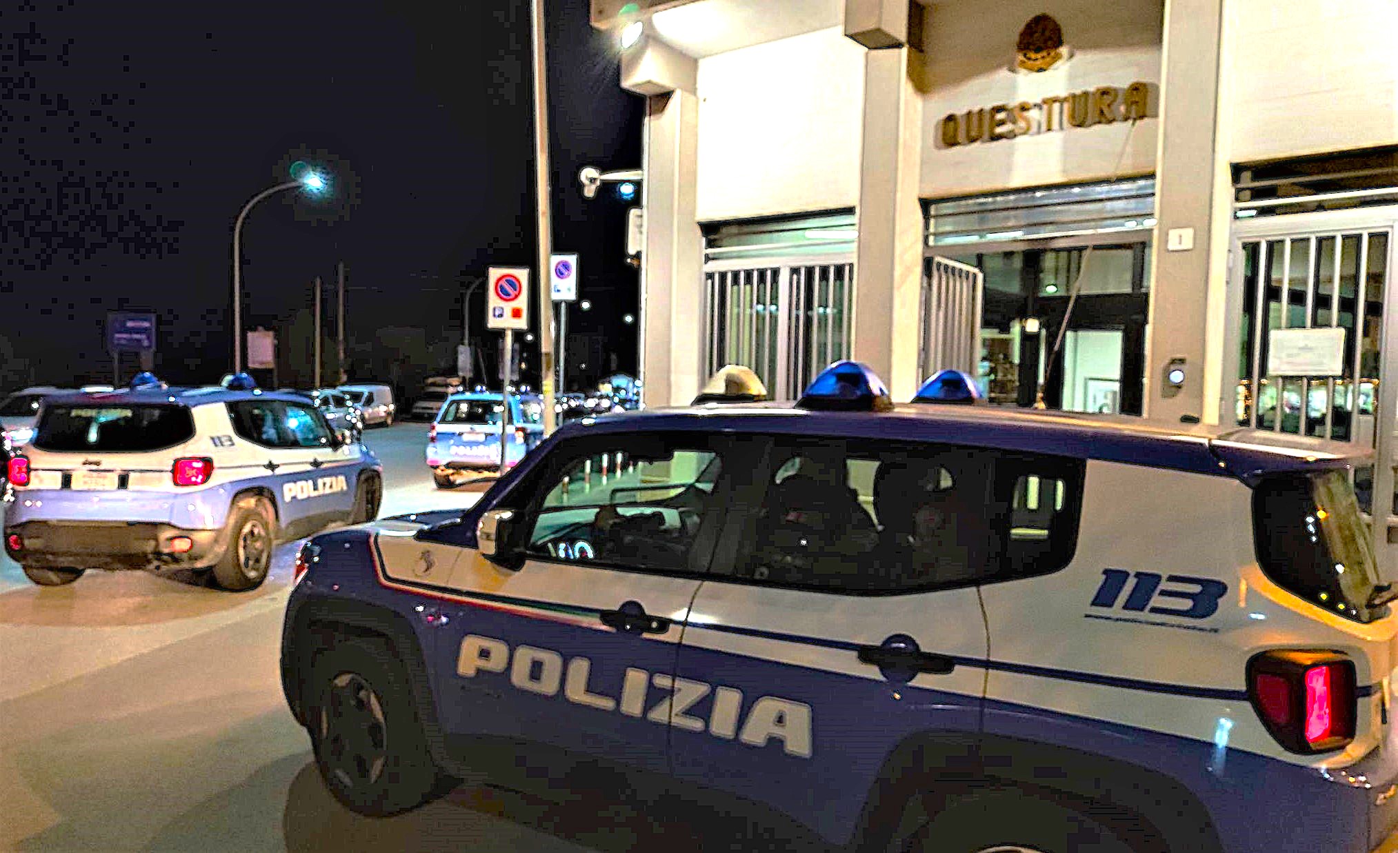 Caltanissetta. Contrasto della criminalità giovanile, operazioni ad alto impatto della Polizia: perquisizioni e sequestri
