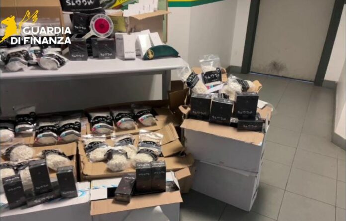 Smantellata filiera del nuovo contrabbando a Palermo, sequestrati oltre 11 milioni di prodotti da fumo illegali: 12 denunce