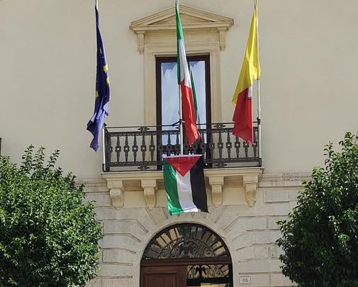 Santa Caterina. Approvato all’unanimità in Consiglio comunale appello per cessate il fuoco a Gaza