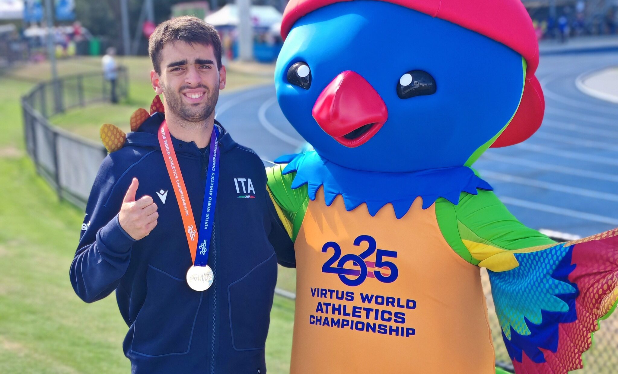 Salto con l’asta, il gelese Salvatore Bianca vince i mondiali paralimpici in Australia