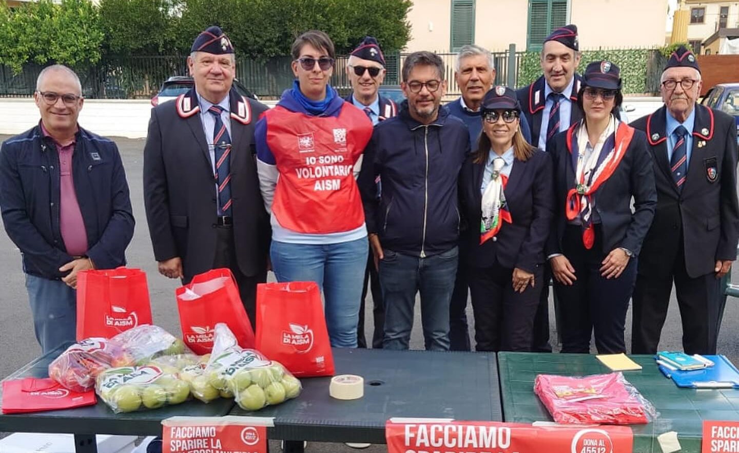 Sommatino. La Mela di Aism ringrazia il sindaco Letizia, l’amministrazione e l’associazione Carabinieri per la riuscita dell’evento solidale di ricerca contro sclerosi multipla