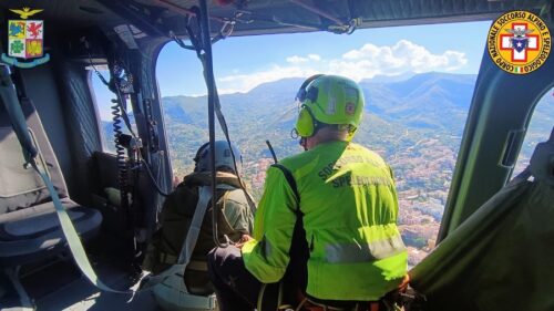 Escursionista tedesca ferita sulla Rocca di Cefalù, intervento congiunto del Soccorso Alpino e dell’Aeronautica Militare