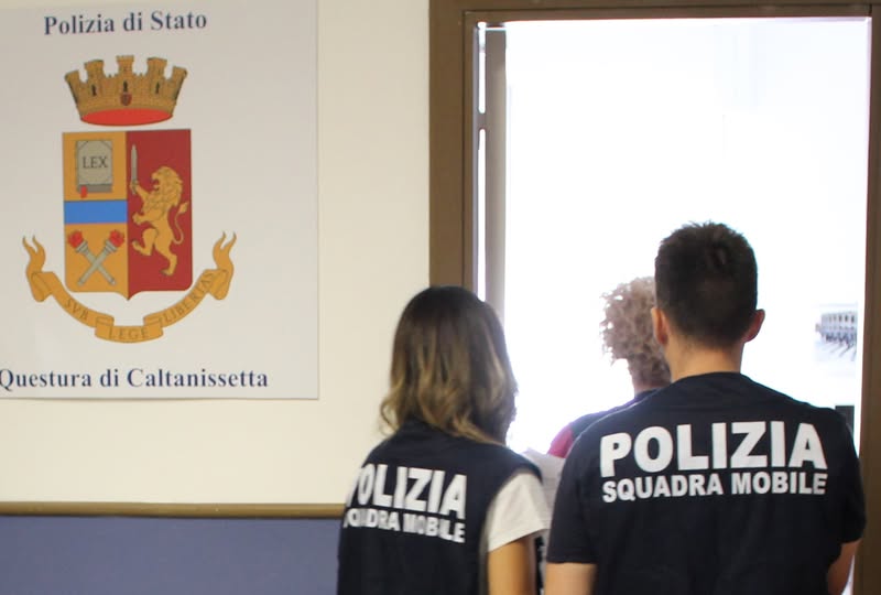 Caltanissetta. Maltrattamenti in famiglia, tre provvedimenti restrittivi eseguiti dalla Polizia