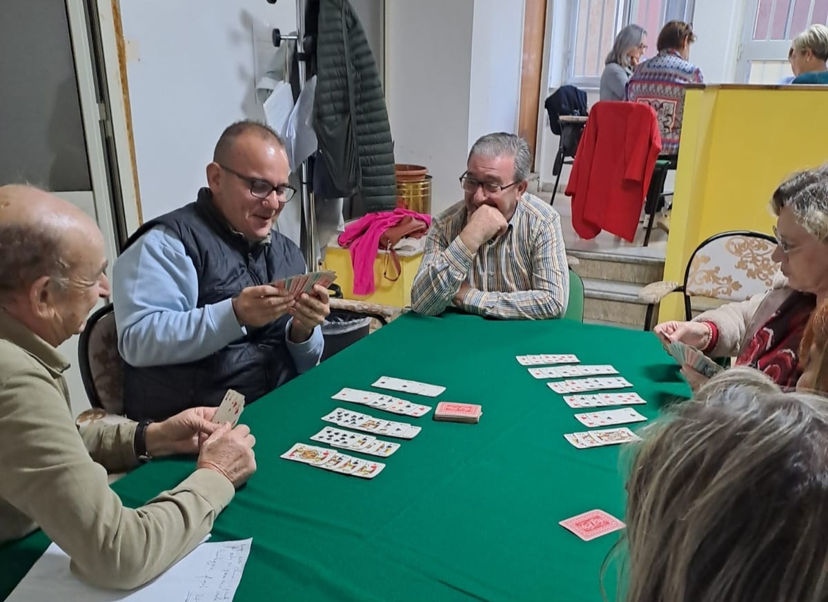 San Cataldo. Corso di burraco organizzato nella società “Cesare Battisti”