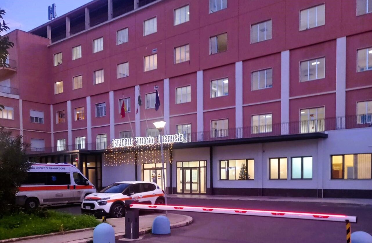 All’Ospedale di Gela innovativa tecnica per la chirurgia del tumore del retto basso