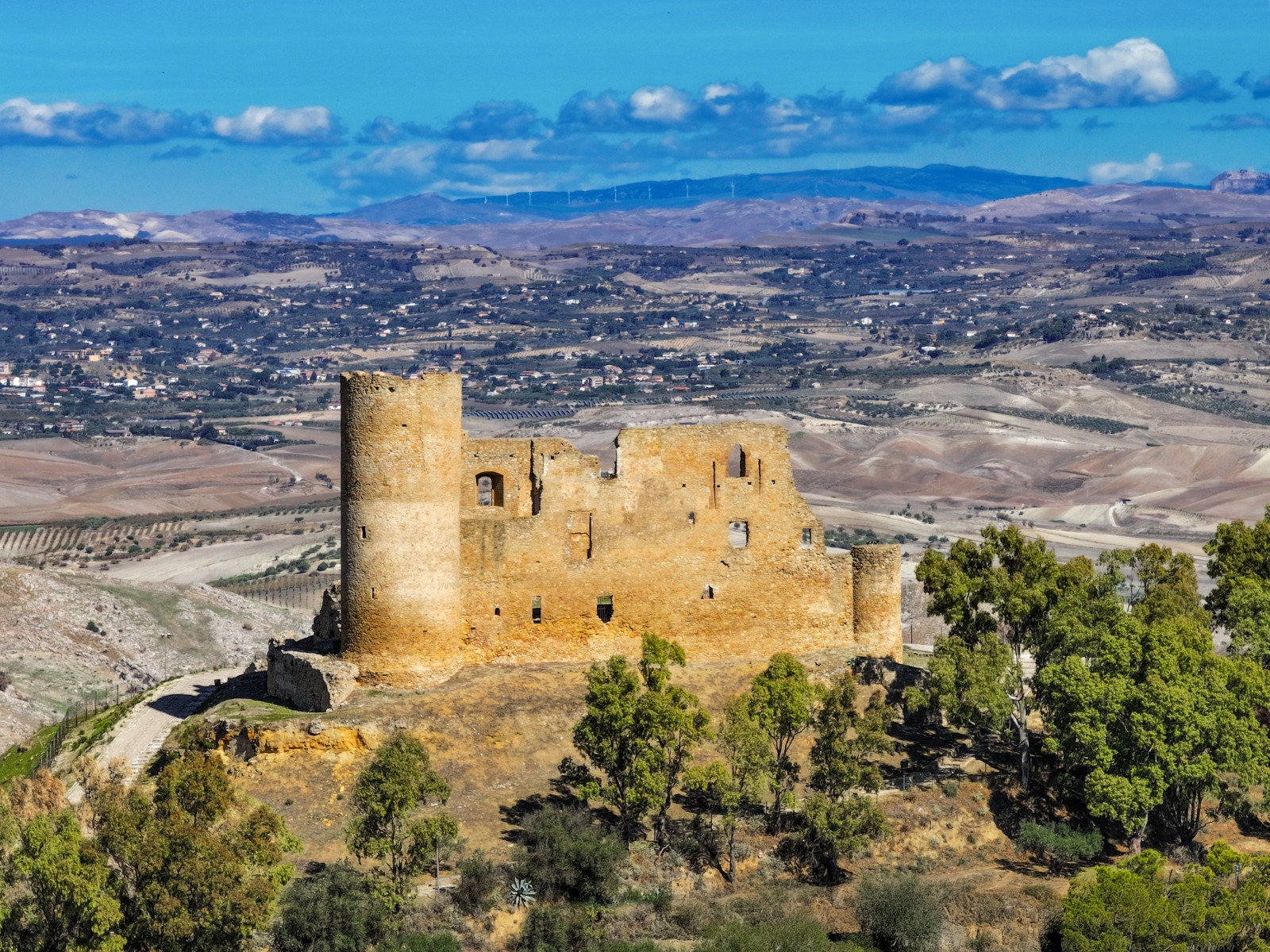 Mazzarino. “Via dei castelli, dello zolfo e dei sali potassici” – Terre del Nisseno Sud: il 17 Ottobre, Workshop “Itinerari tra i Castelli del Nisseno”