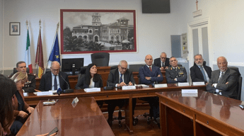 Commissione Antimafia in missione a Ostia, l’appello di Colosimo: “Lo Stato c’è, denunciate”
