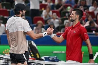Djokovic si complimenta, Vacherot lo ‘supplica’: “Non ritirarti”