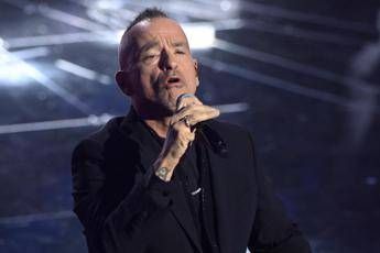 Eros Ramazzotti, è giallo sul duetto top secret nel nuovo album