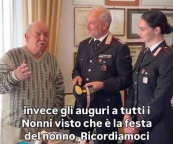 Festa dei nonni, Lino Banfi e i carabinieri contro le truffe: “Chiamate e non vi vergognate”
