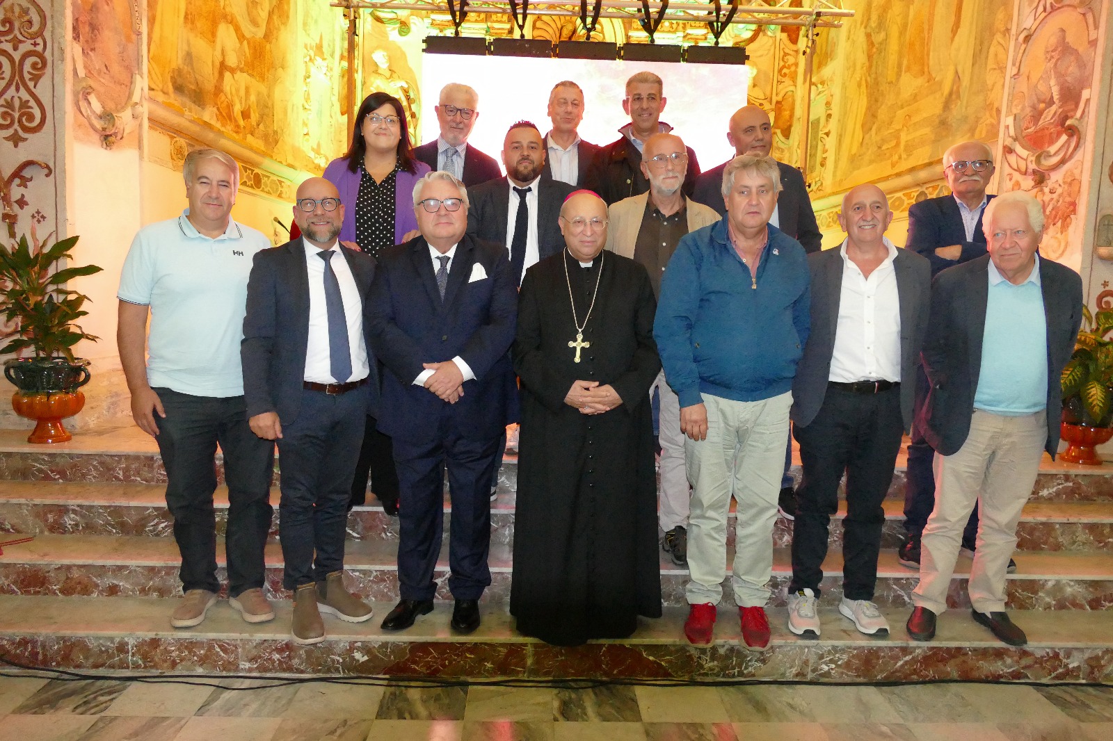 La prima di “Maroneum: la quinta stagione” tra plausi ed emozioni. Nella gremita chiesa di Santa Maria la Vecchia il calore della città di Collesano