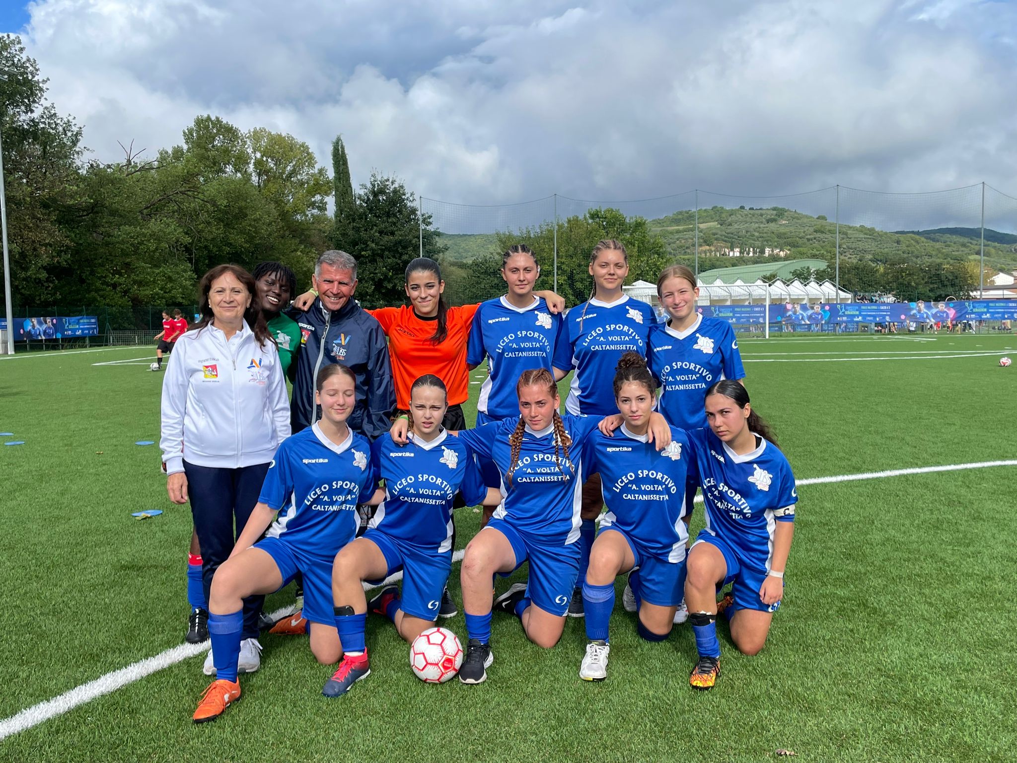 Caltanissetta. Nella finale nazionale di Calcio a 5, le ragazze dell’Istituto “Volta” tra le prime dieci classificate