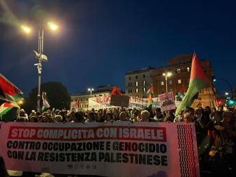 Gaza e Flotilla, manifestanti in piazza: “Stop complicità del governo con Israele”