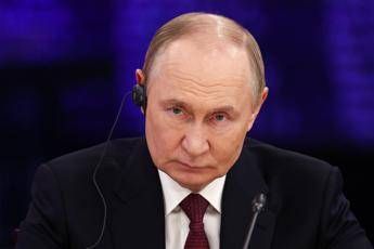 “Guerra ibrida contro di noi”, Germania accusa Putin. Dalla Russia nuovo avvertimento a Europa e Nato