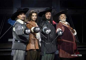 ‘I Tre Moschettieri – Opera Pop’, la tournée riparte da Forlì