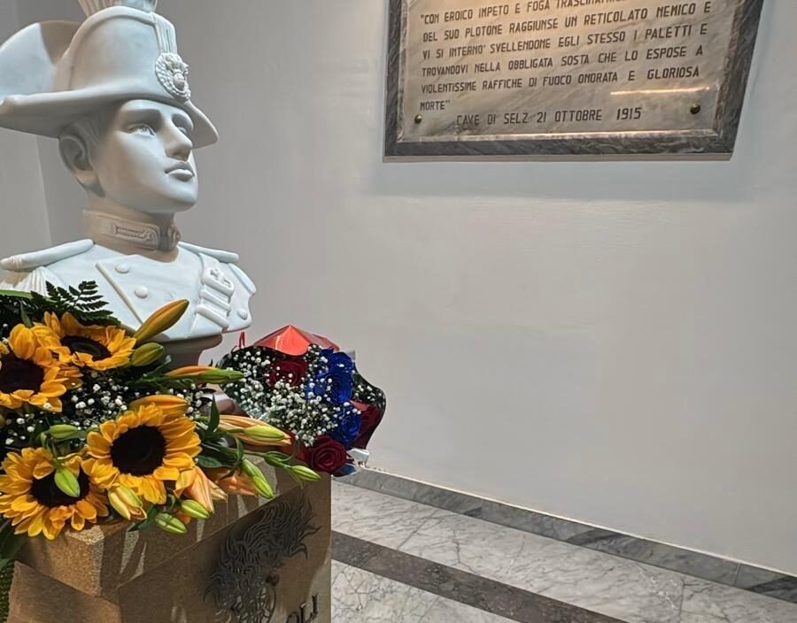 Caltanissetta. Omaggi floreali e vicinanza della comunità nissena per i Carabinieri caduti in servizio a Castel d’Azzano: i ringraziamenti del Comandante Provinciale