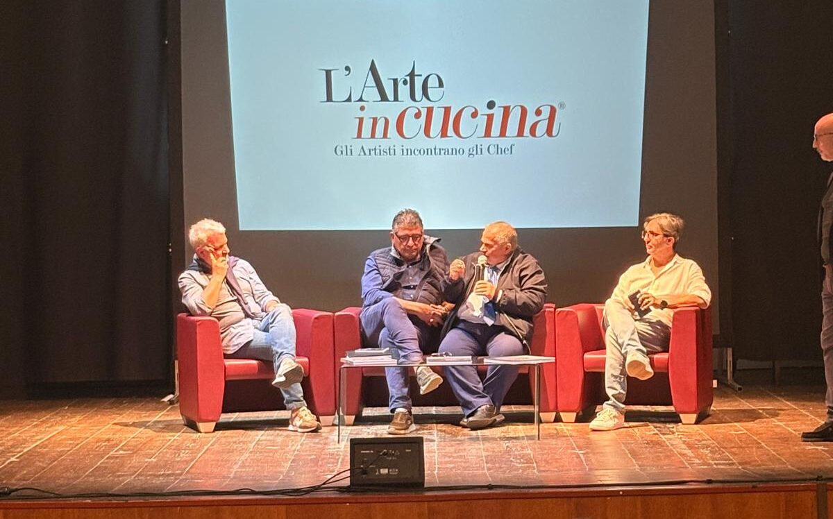 Cefalù, l’istituto alberghiero Mandralisca incontra l’artista Domenico Monteforte