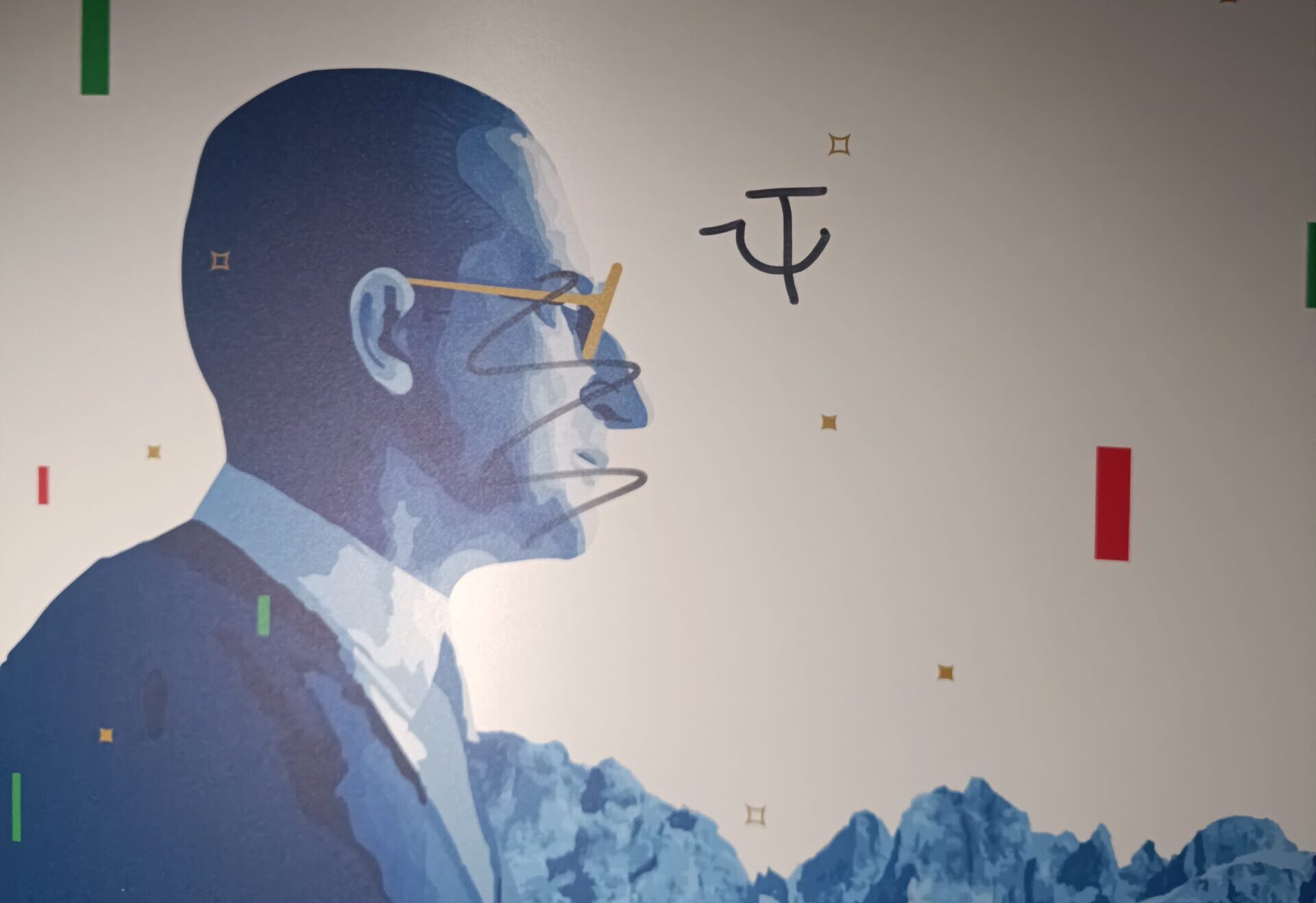 Imbrattati quattro pannelli della mostra di De Gasperi a Ribera, DC: “Offesa memoria dello statista, ma anche senso civico e rispetto per la storia repubblicana”