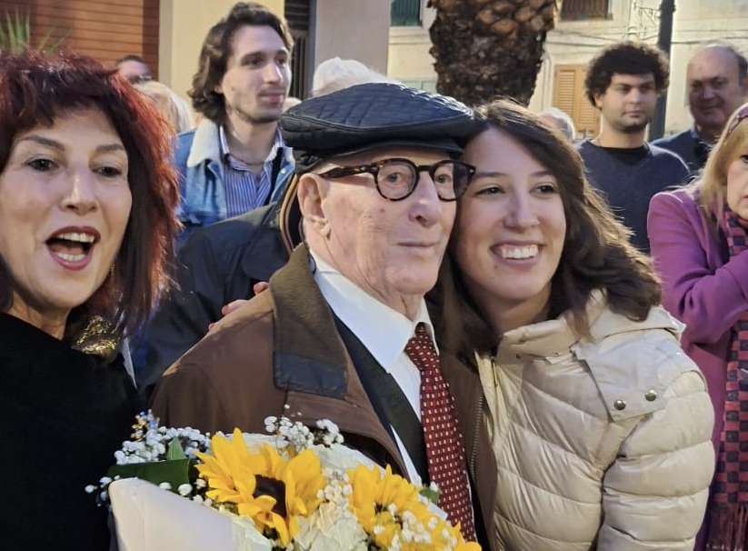 L’evento a Bompensiere: una grande festa per i cento anni di Mariano Mattina, un secolo di vita tra fede, lavoro e comunità