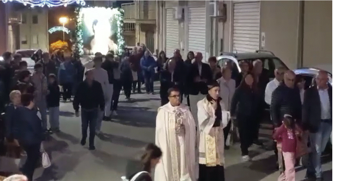 Mussomeli, Festa San Carlo Acutis nella parrocchia Cristo Re. Messa e processione (Video)