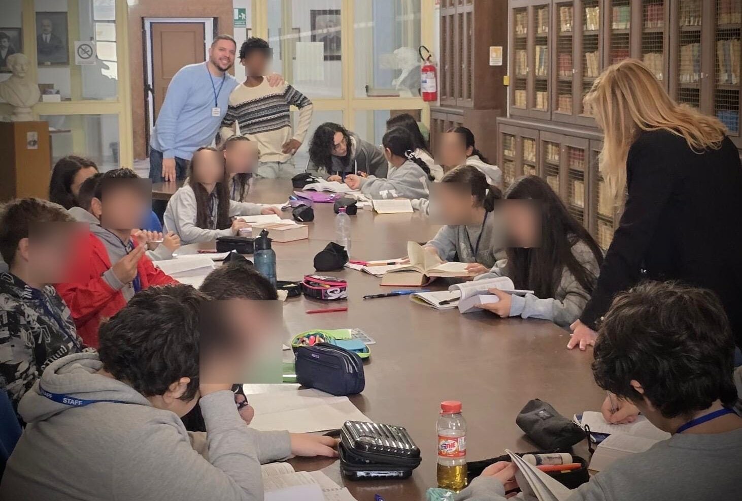 Caltanissetta, alunni della scuola “F. Cordova” in visita alla biblioteca “Scarabelli”