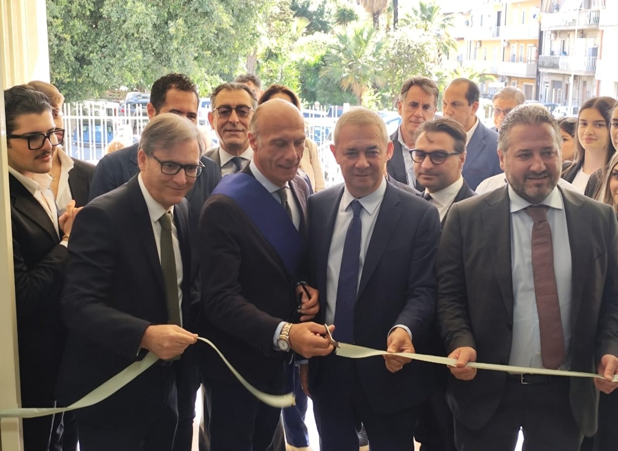 Tesauro: “La scuola è il luogo dove si cresce e si costruisce il futuro”, inaugurato il nuovo edificio del Liceo Classico “Eschilo” di Gela