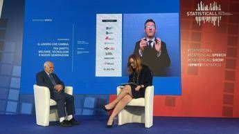 Lavoro, Treu: “Cambiamento c’è sempre stato ma non riusciamo a controllare IA”