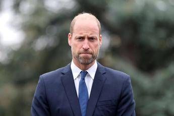 Principe William in lacrime: la testimonianza di una donna sul marito suicida