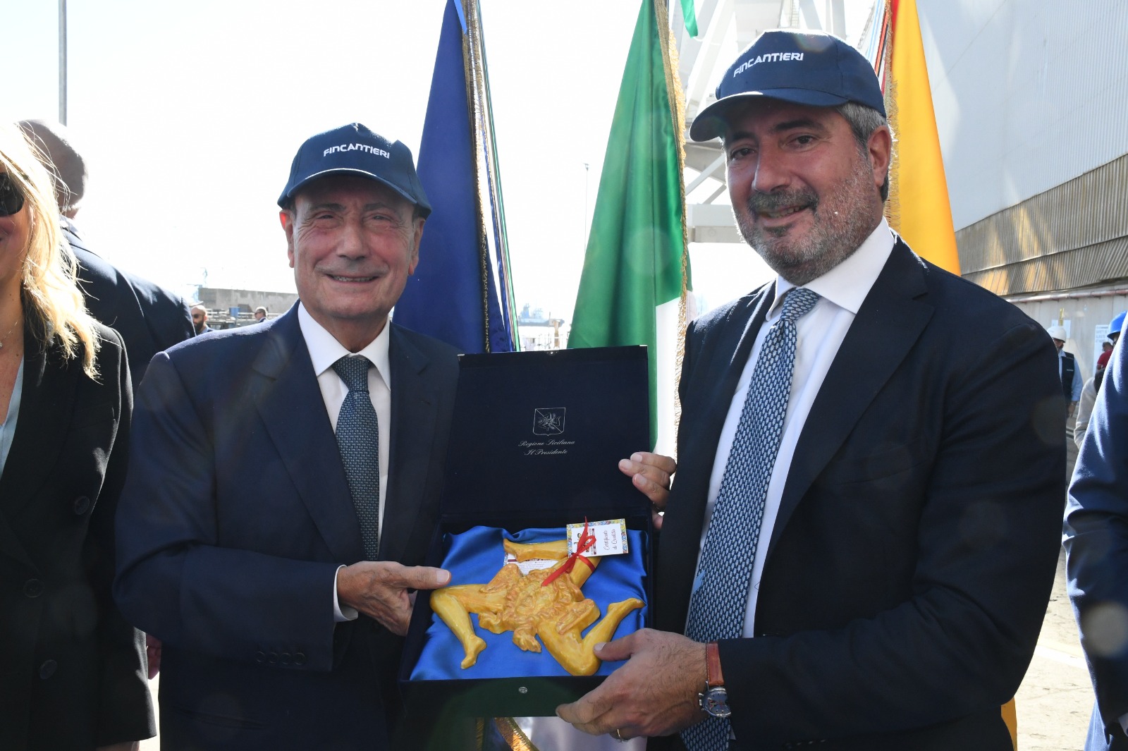 Isole minori, varato il “Costanza I di Sicilia”: il primo traghetto della Regione. Schifani: «Riaffermiamo la nostra centralità nel Mediterraneo»