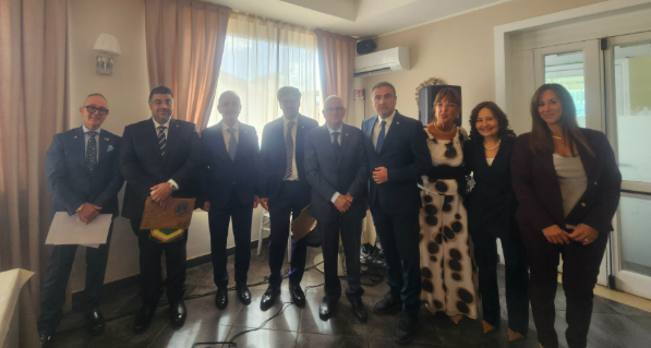 Entusiasmo e partecipazione al meeting di apertura dell’anno sociale del Lions Club di Lentini e Priolo Gargallo