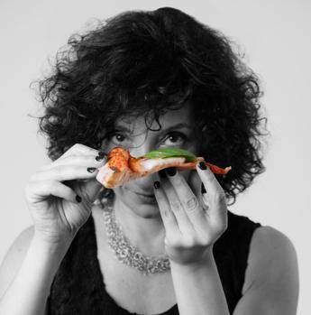Sono 9mila le pizzaiole italiane, in crescita ma ancora faticano a farsi notare