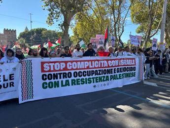 “Stop genocidio”, a Roma la grande manifestazione per Gaza