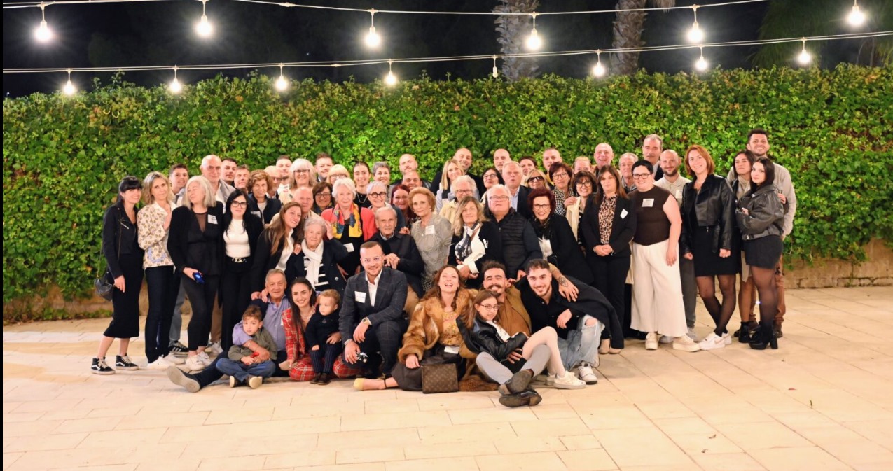 San Cataldo. La famiglia Manganaro s’è ritrovata a distanza di tanti anni riunendo 4 generazioni