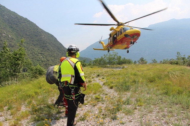 Salvate dal Soccorso alpino e speleologico 2 escursioniste siciliane nel massiccio del Gran Sasso d’Italia