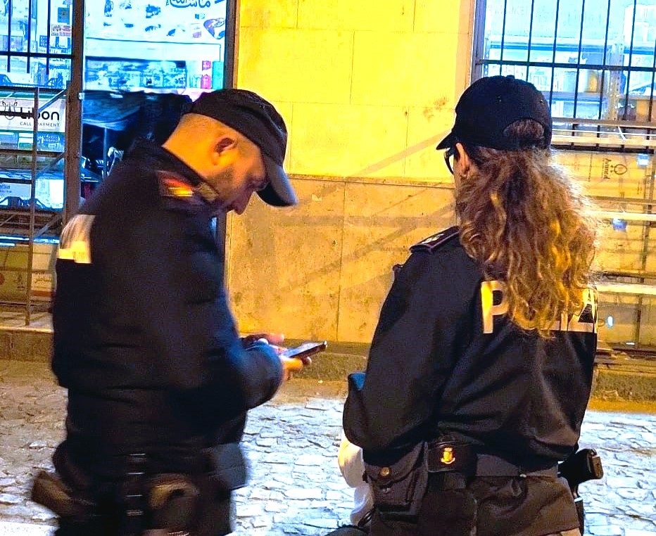 Caltanissetta. Controlli della Polizia in centro storico: sequestro di hashish, una denuncia e due persone segnalate alla Prefettura