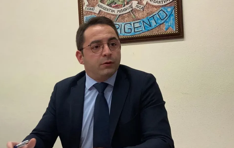 Agrigento, auto dell’ex assessore Ciulla e della moglie danneggiate da un incendio