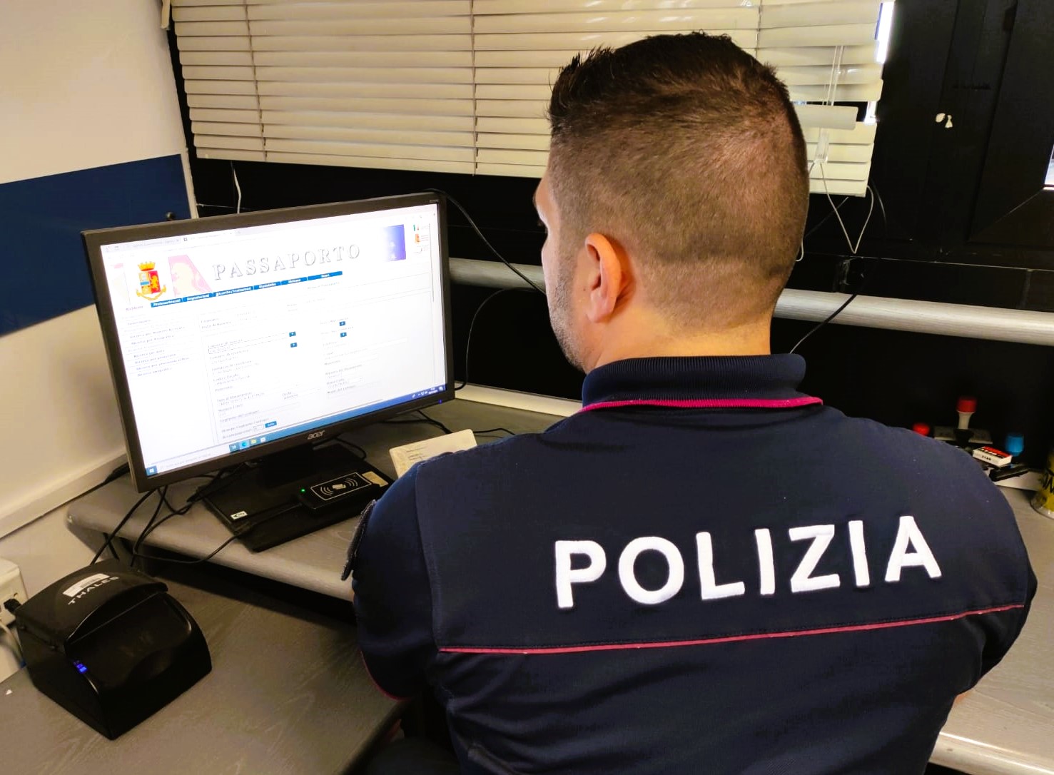Caltanissetta, false generalità e possesso di documenti falsi: 37enne arrestato dalla Polizia