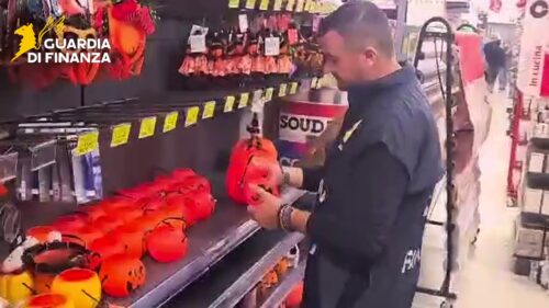 Caltanissetta. Sequestrati dalla Guardia di Finanza oltre 7 mila prodotti di Halloween non sicuri