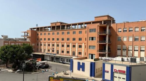 All’ospedale di Gela eseguito con successo intervento di asportazione di un tumore del retto basso con tecnica laparoscopica mininvasiva all’avanguardia