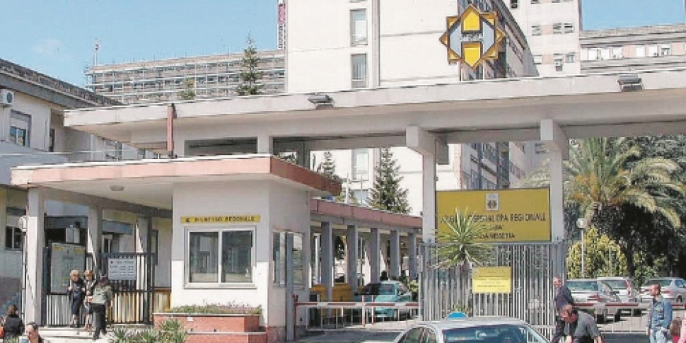 Convocati i testimoni che hanno assistito al ferimento della 19enne dopo una lite con il fidanzato