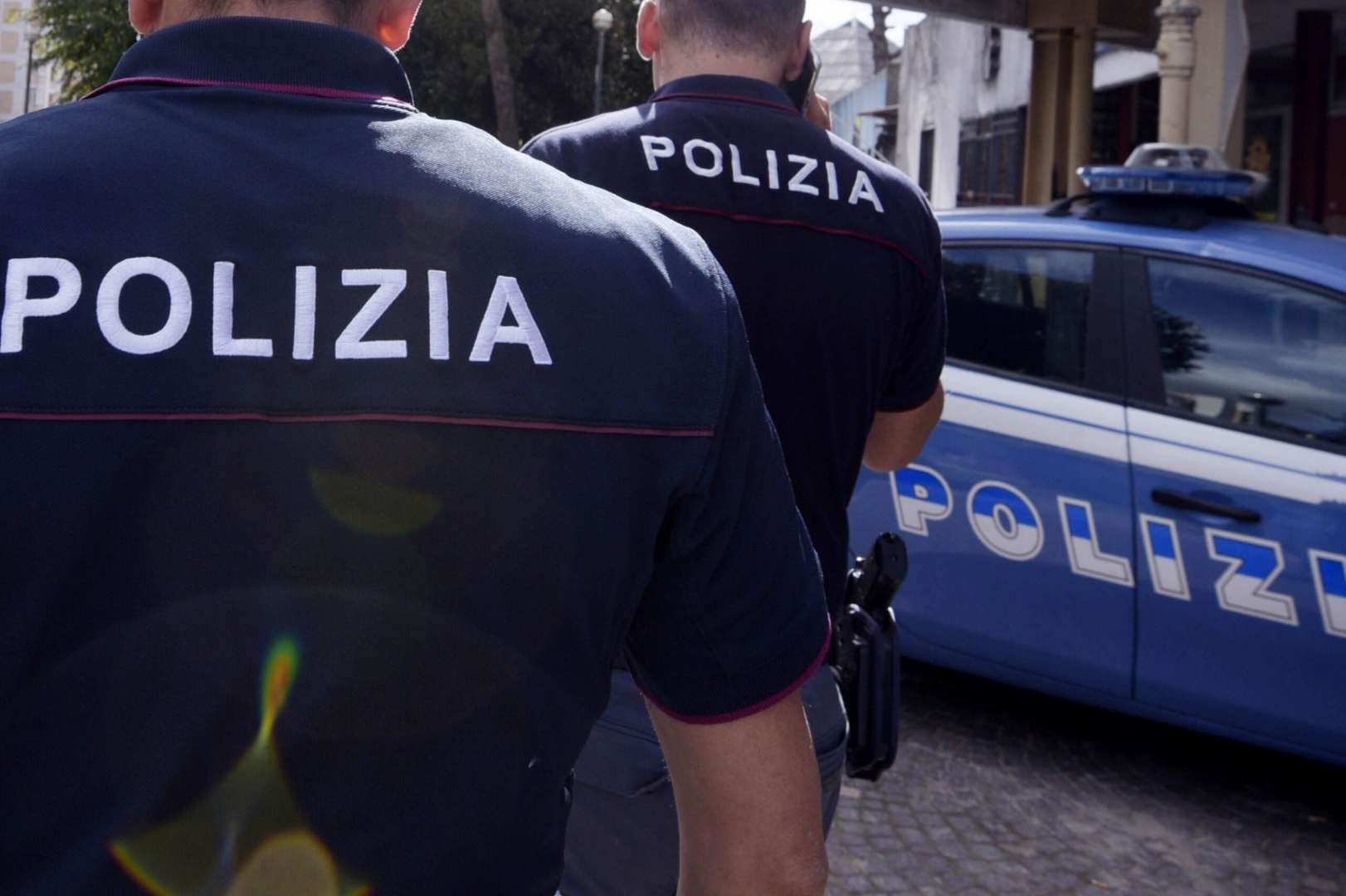 Chiuso centro massaggi a luci rosse: due donne denunciate dalla Polizia