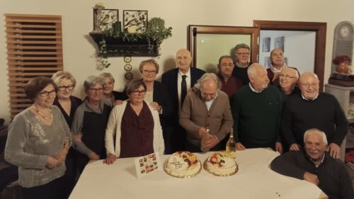 Caltanissetta, ex studenti del “M. Rapisardi” si incontrano a cinquant’anni dal diploma tra sorrisi e ricordi