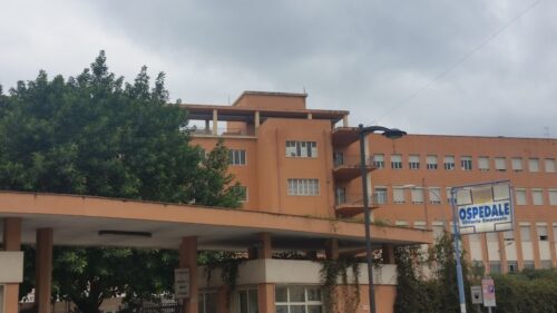 Trentunenne morto in ospedale a Gela: tre medici indagati