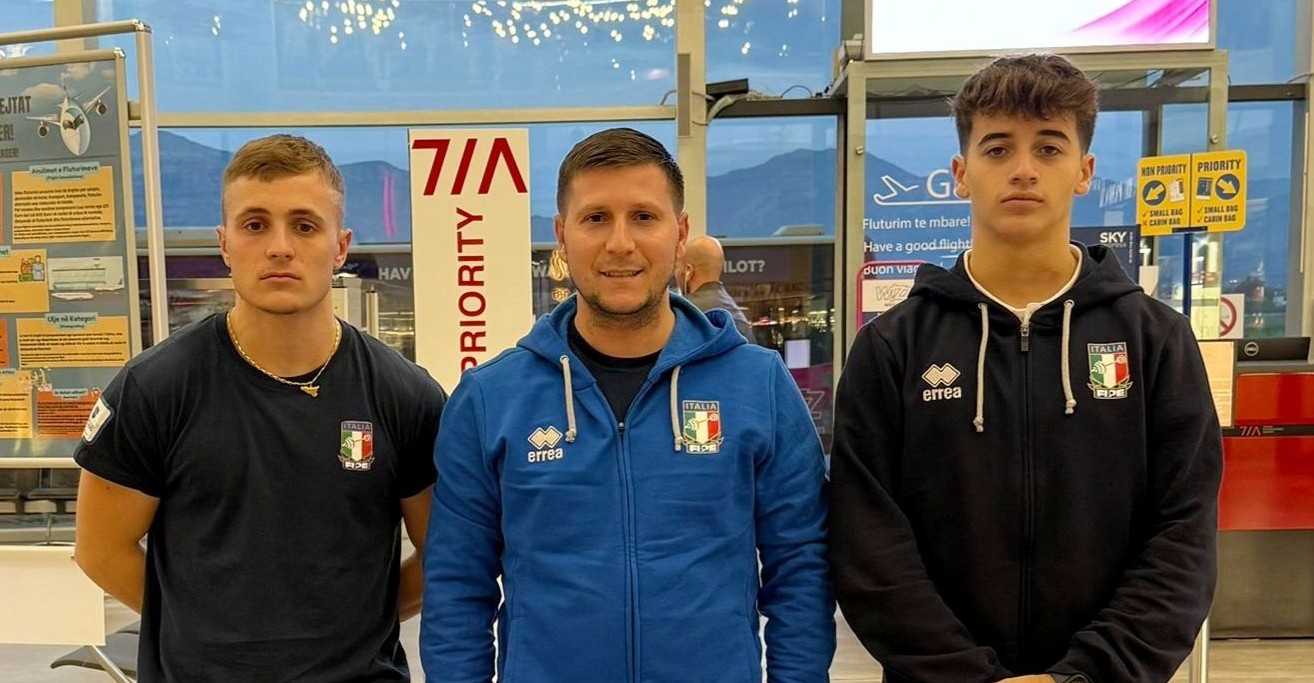 Pesistica. Rientrati dall’Albania gli atleti della sezione giovanile delle Fiamme Oro di Caltanissetta