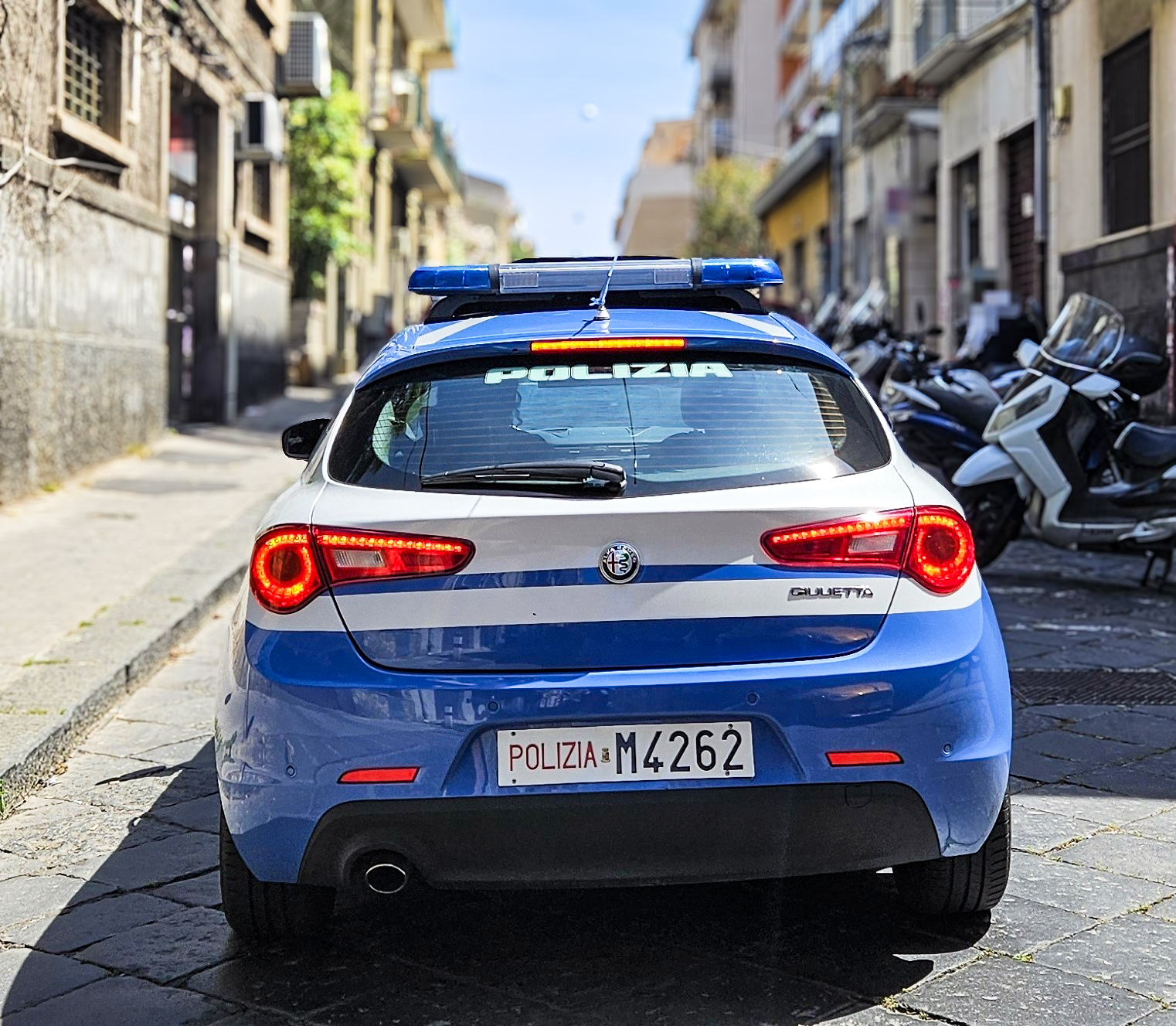 Tre arresti della Polizia per tratta di esseri umani e sfruttamento del lavoro