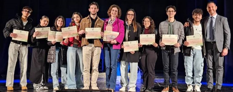 PREMIAZIONE CONTEST REGIONALE “Stop alle dipendenze. Il coraggio della libertà”. “Al Virgilio” 1° posto per la sezione Elaborato multimediale – Cortometraggio.